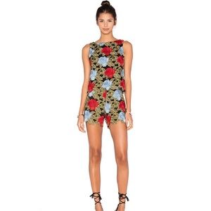 Alice and Olivia set